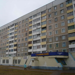 Продаётся 3-комнатная квартира улучшенной планировки (Шмидта пр-т, 70а)