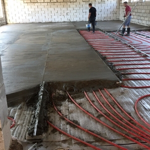 Устройство цементно- бетонной стяжки в Могилеве