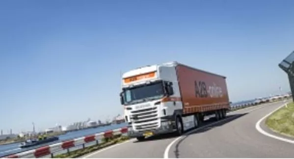 Польская фирма обеспечит работой водителя в международных перевозках 