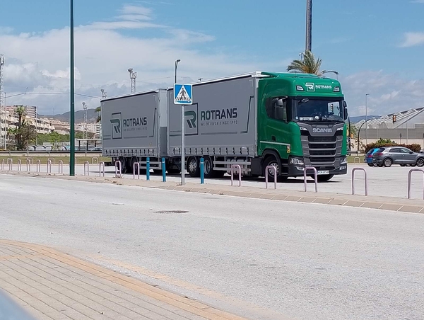 Водитель категории C+E — рейсы по ЕС, официальное оформление, премии