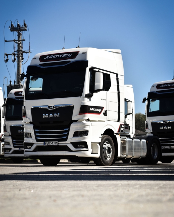 Современные автомобили MAN/DAF/VOLVO — ищем водителей международников